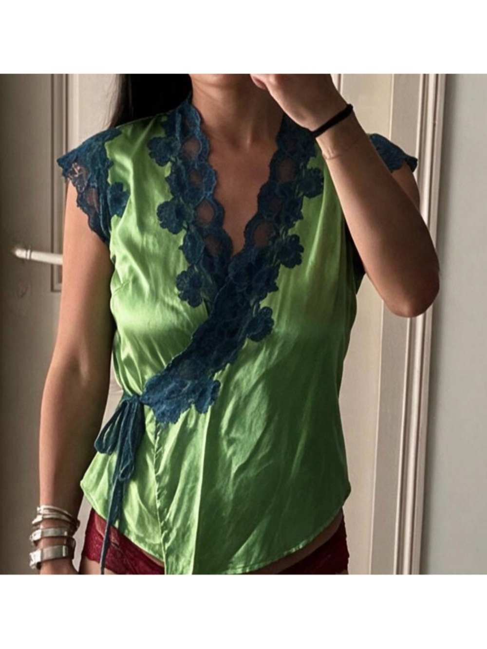 Lulu & Red Boutique vintage y2k wrap top silk